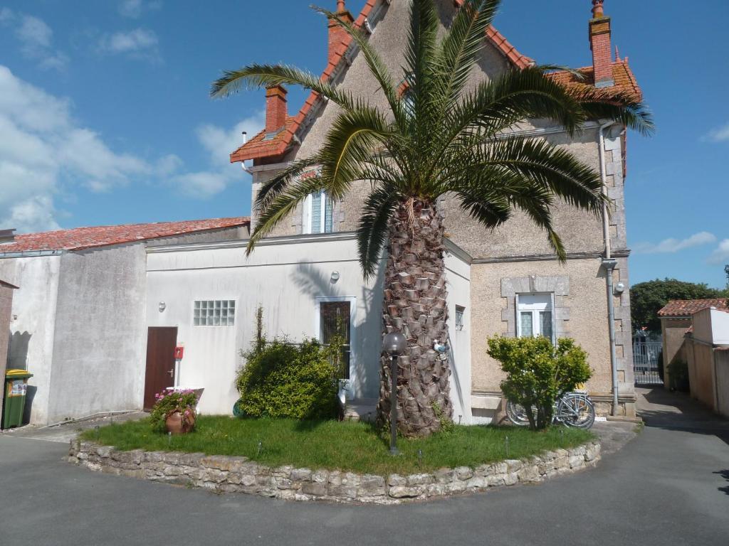 Chambres D'Hotes L'Insulaire Saint-Denis-d'Oleron Exterior photo